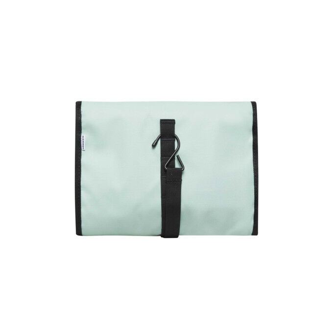 Mammut Rollup Essentials Kit : trousse de toilette compacte et maligne
