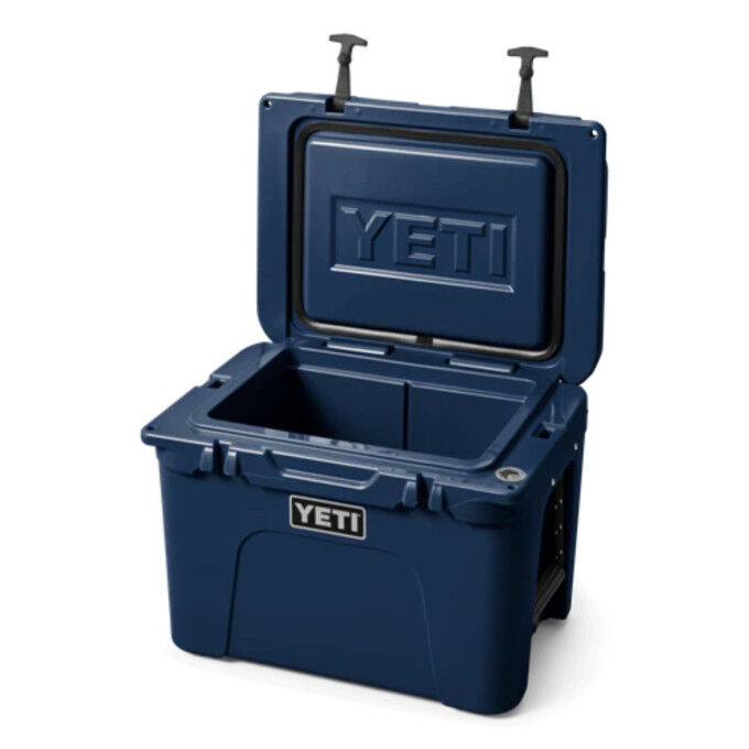 Yeti Tundra® 35 Navy: il frigorifero portatile ultra-resistente per le tue escursioni all'aria aperta