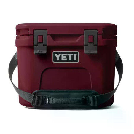 YETI Roadie® 15 Wild Vine Red Kühlbox: kompakt und leistungsstark
