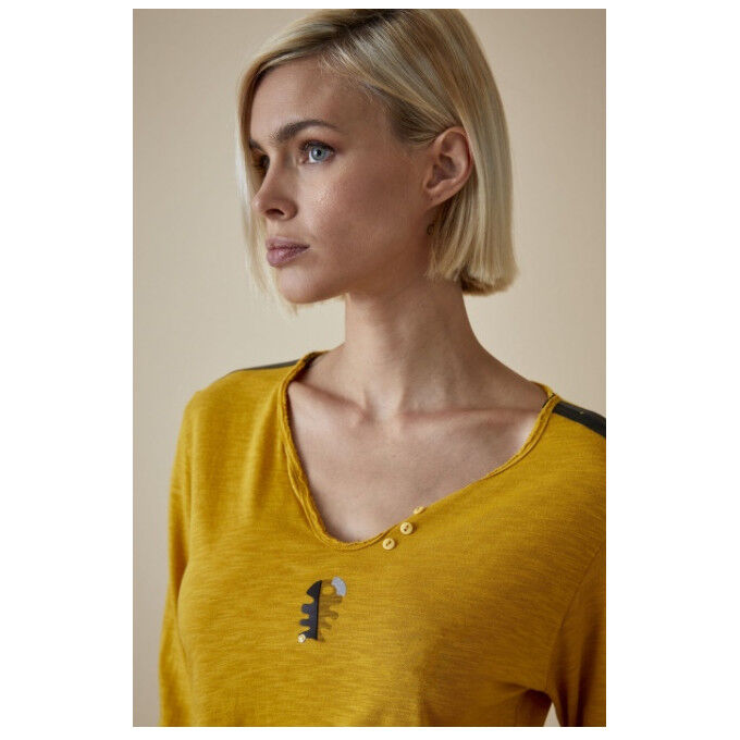 Diplodocus DECALAGE ML TUNISIAN COLLAR T-shirt Curry Diplodocus DECALAGE ML TUNISIAN COLLAR T-shirt Curry