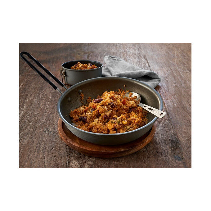 Trek 'n eat Quinoa with Mexican sauce - 140g / 639 kcal Trek 'n eat Quinoa with Mexican sauce - 140g / 639 kcal