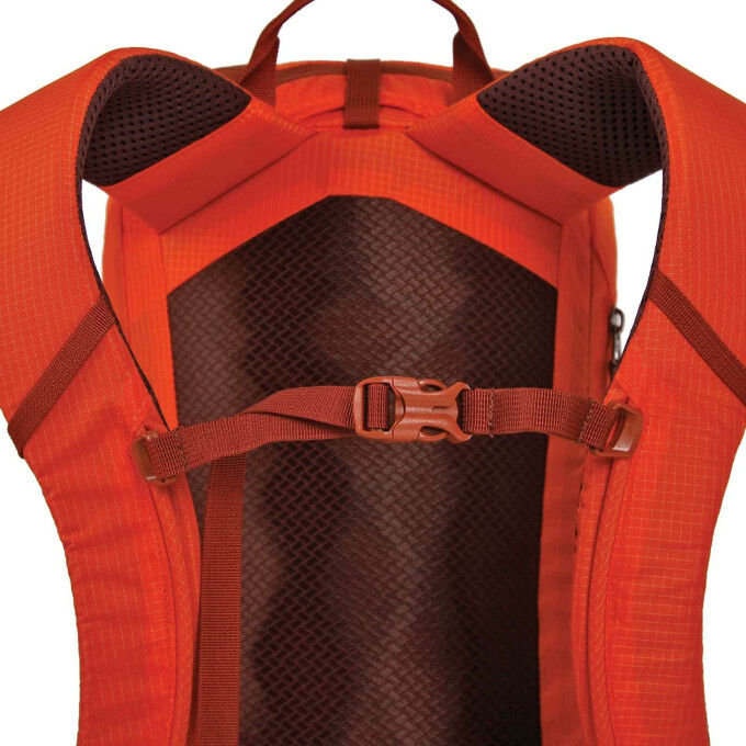 Blue Ice SQUIRREL 12 climbing backpack Cherry Tomato