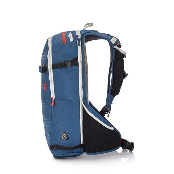 BACKPACK TOUR 25