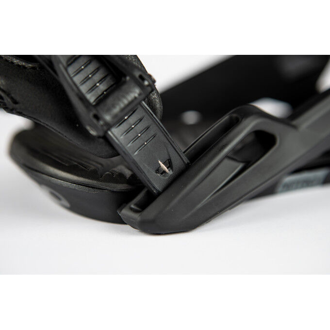 Nitro ZERO Ultra black snowboard bindings