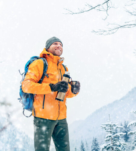 AdobeStock_412993921
		                        