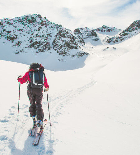 AdobeStock_473934087
			                        