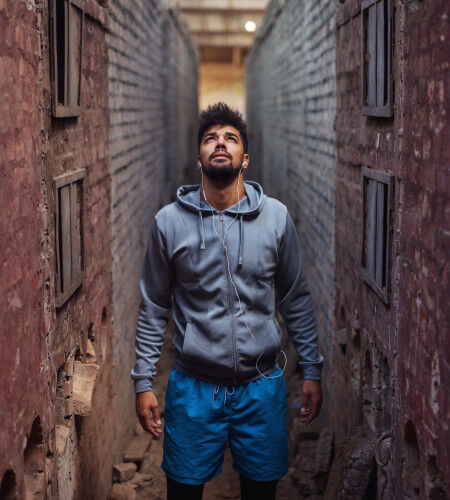 AdobeStock_194355407
			                        